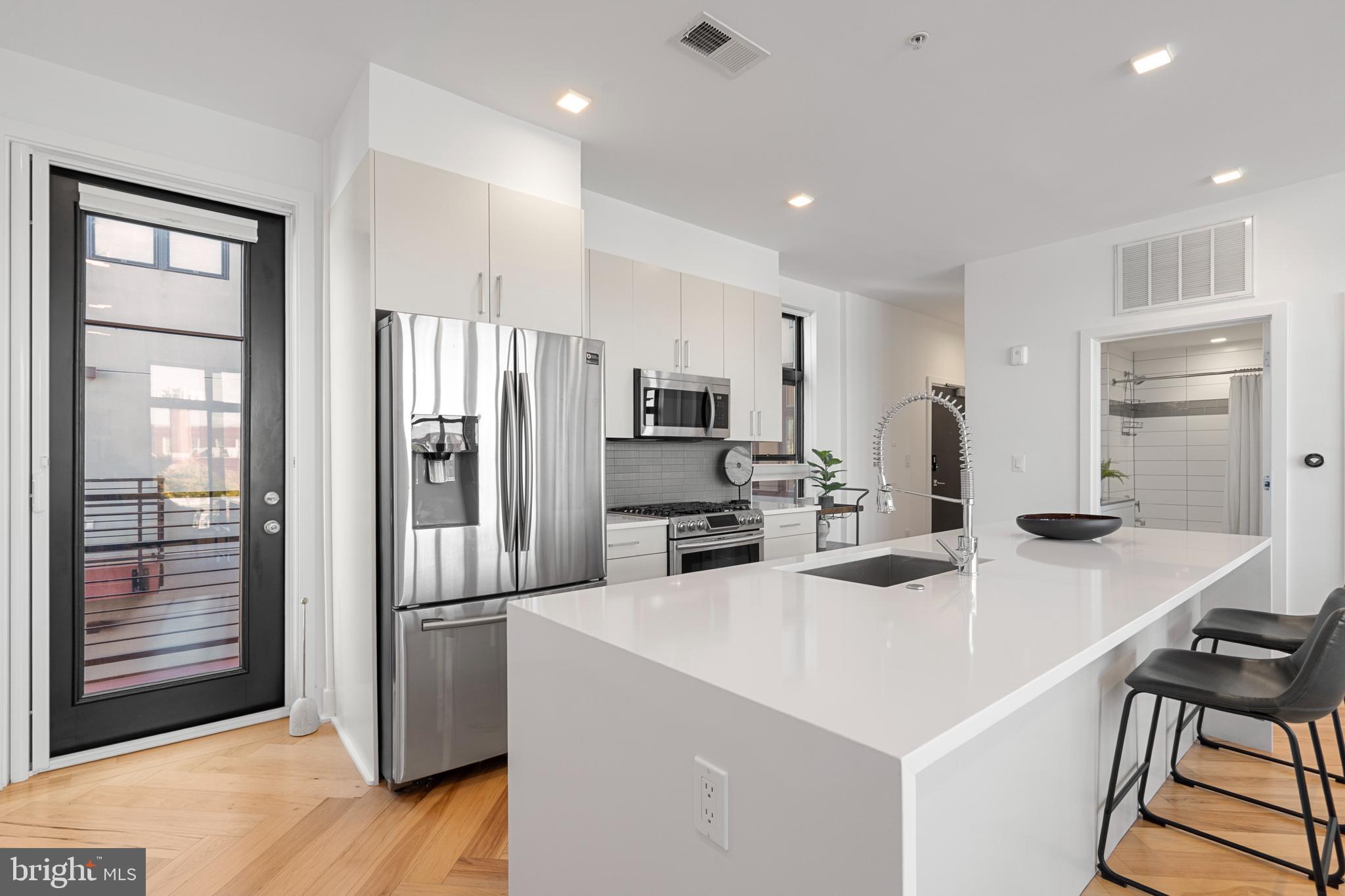 1345 K STREET SE 401