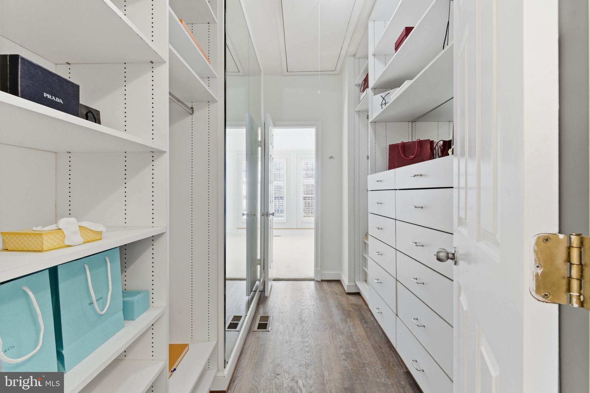 4354 WESTOVER PLACE NW