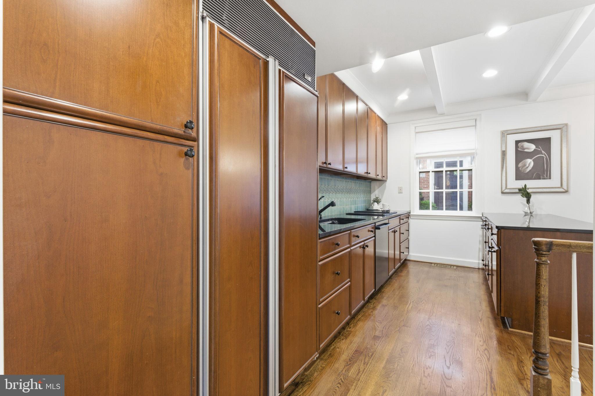 4354 WESTOVER PLACE NW