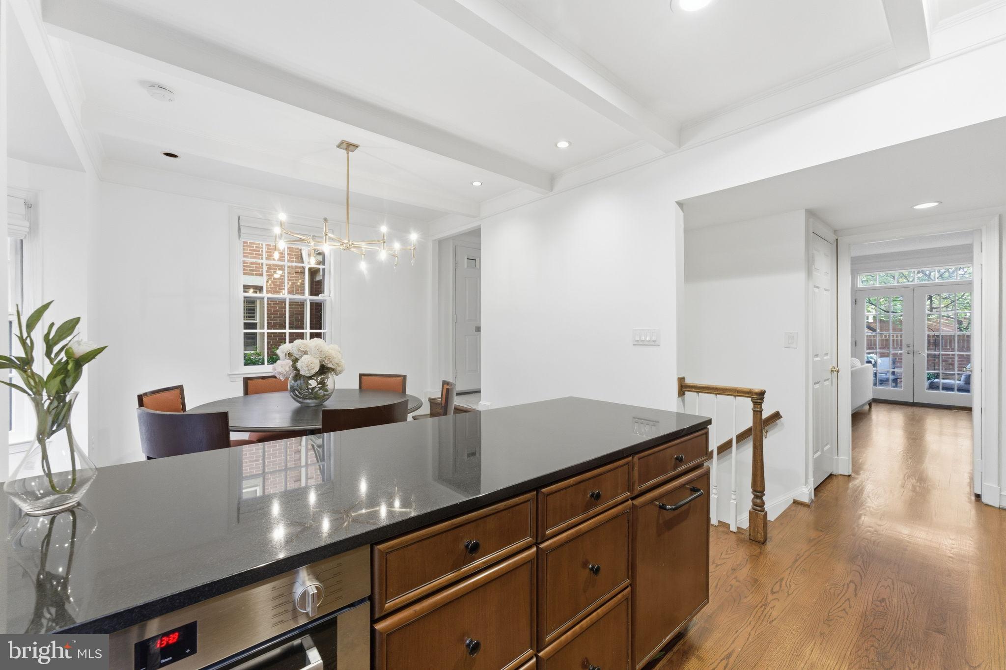 4354 WESTOVER PLACE NW