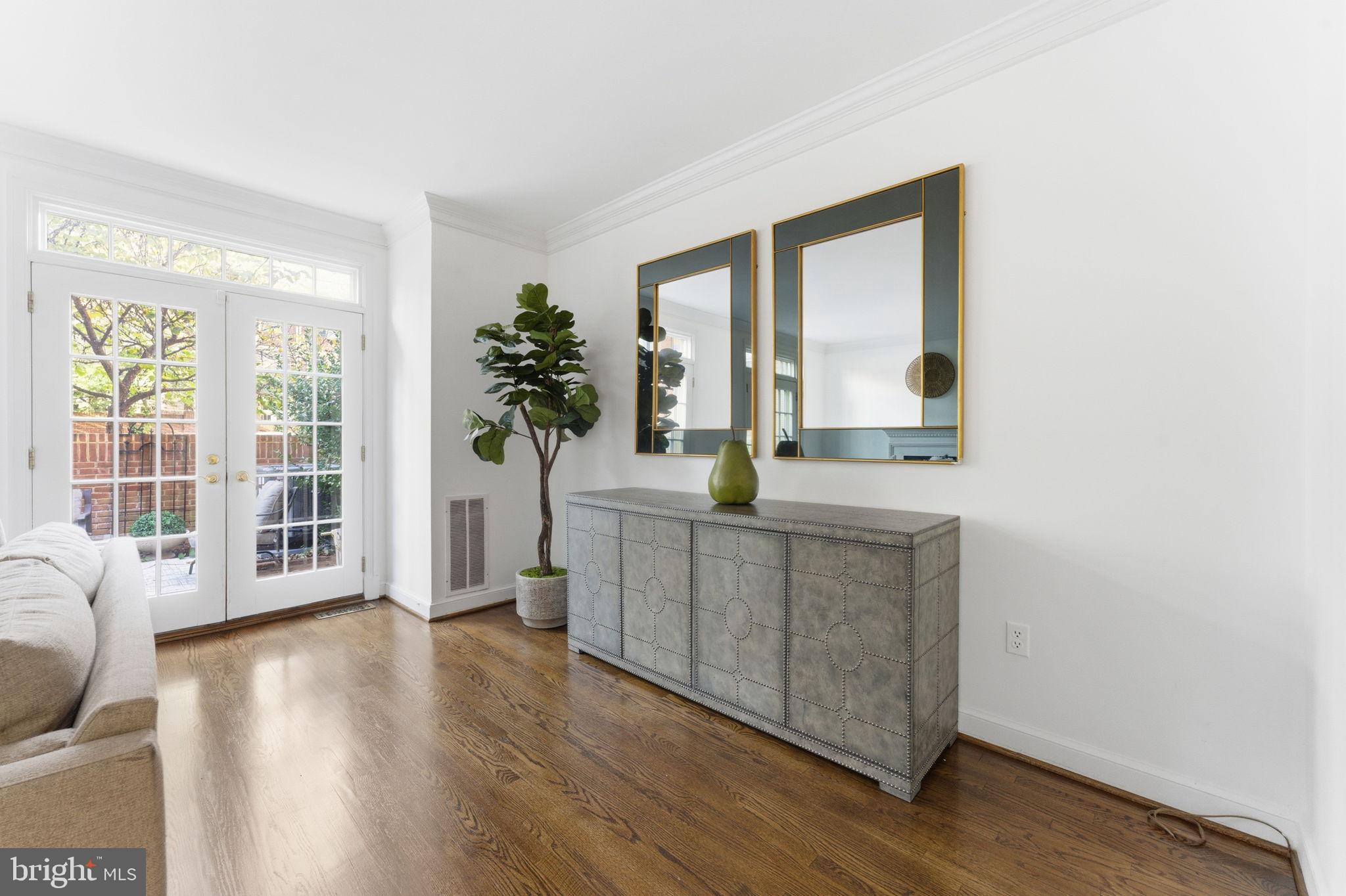 4354 WESTOVER PLACE NW