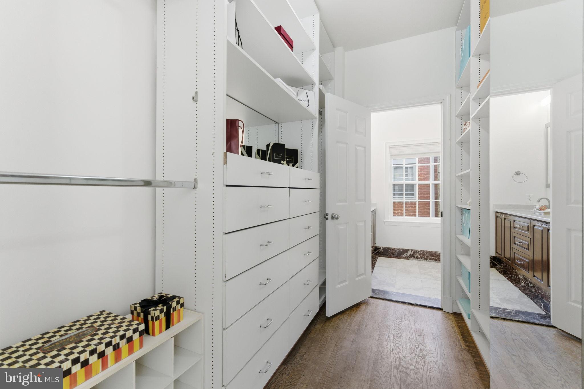 4354 WESTOVER PLACE NW