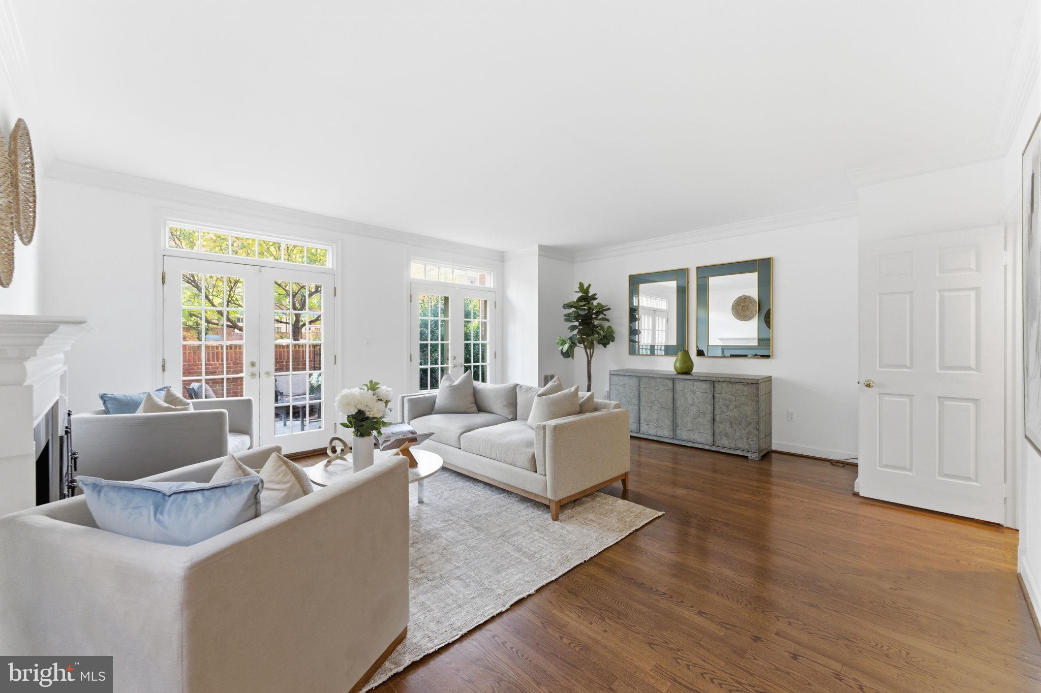 4354 WESTOVER PLACE NW