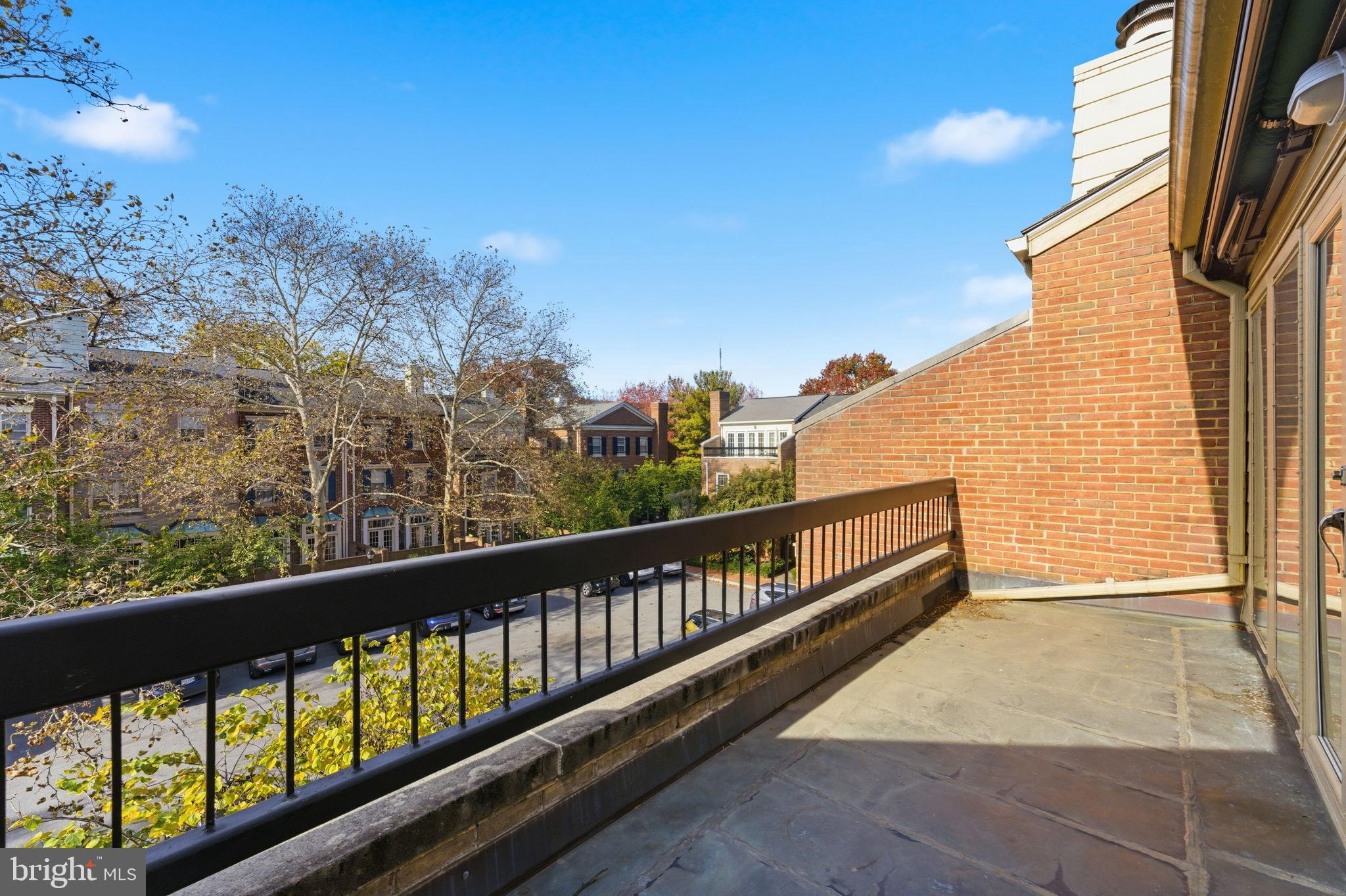 4354 WESTOVER PLACE NW