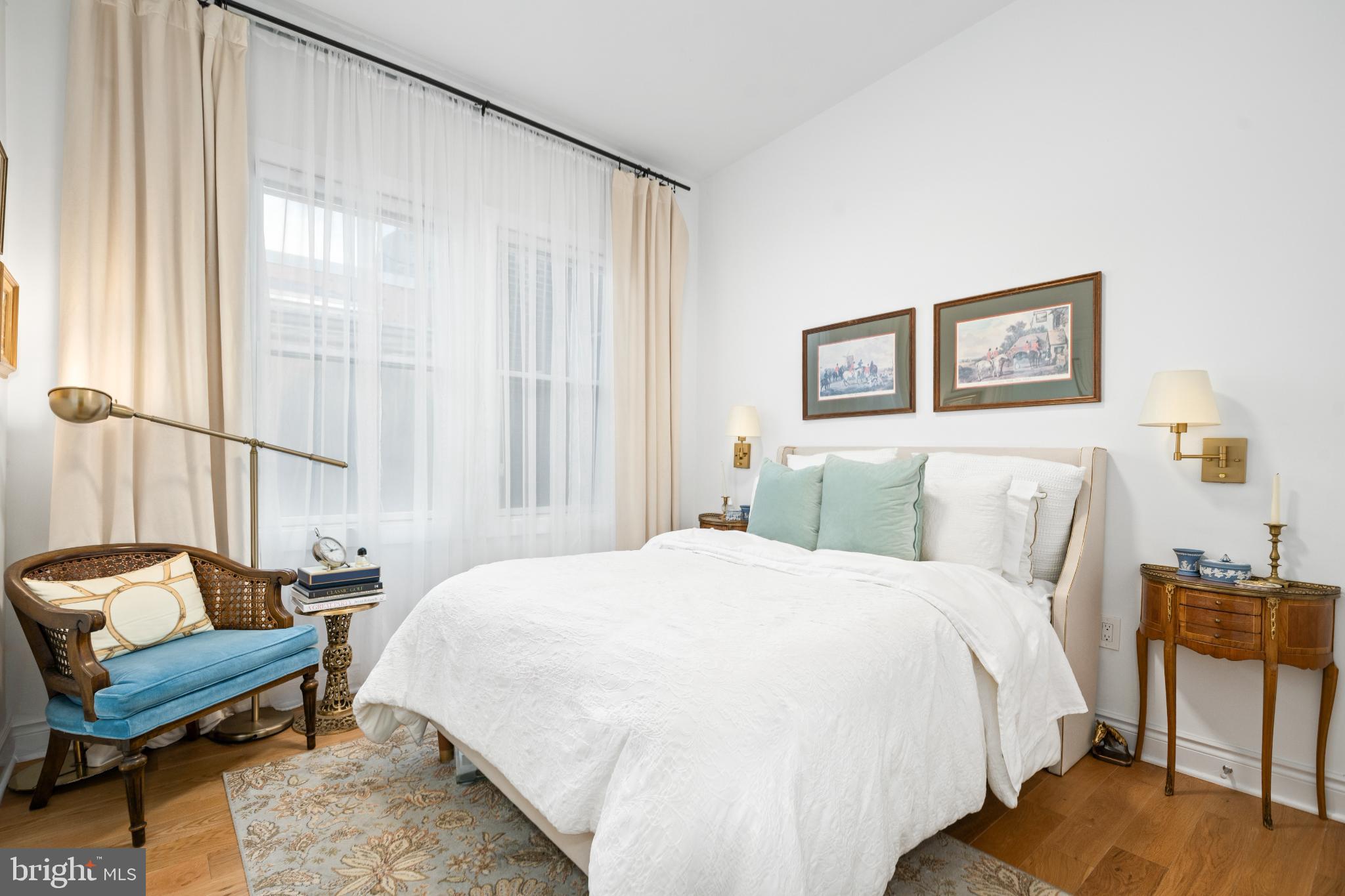 317 3RD STREET SE 33