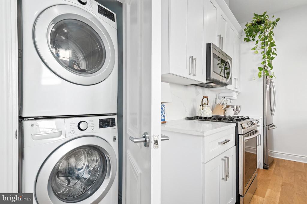 317 3RD STREET SE 33