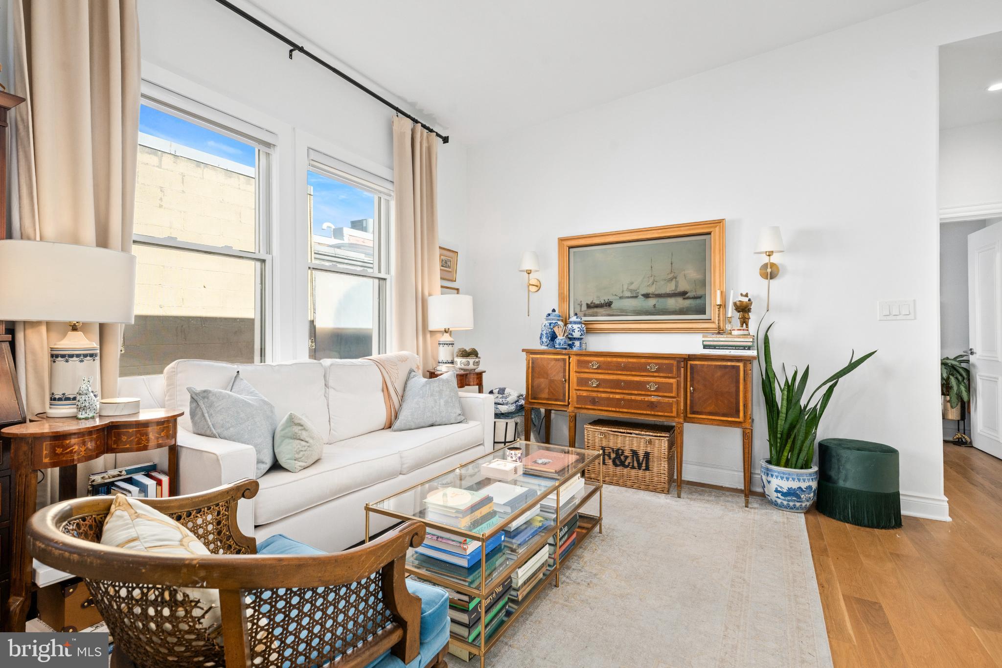 317 3RD STREET SE 33