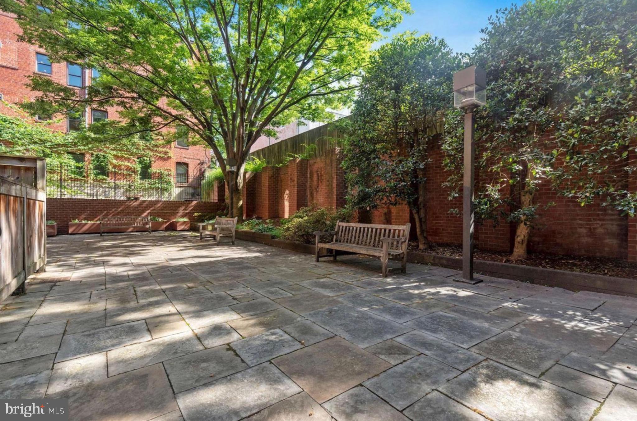 2320 WISCONSIN AVENUE NW 105