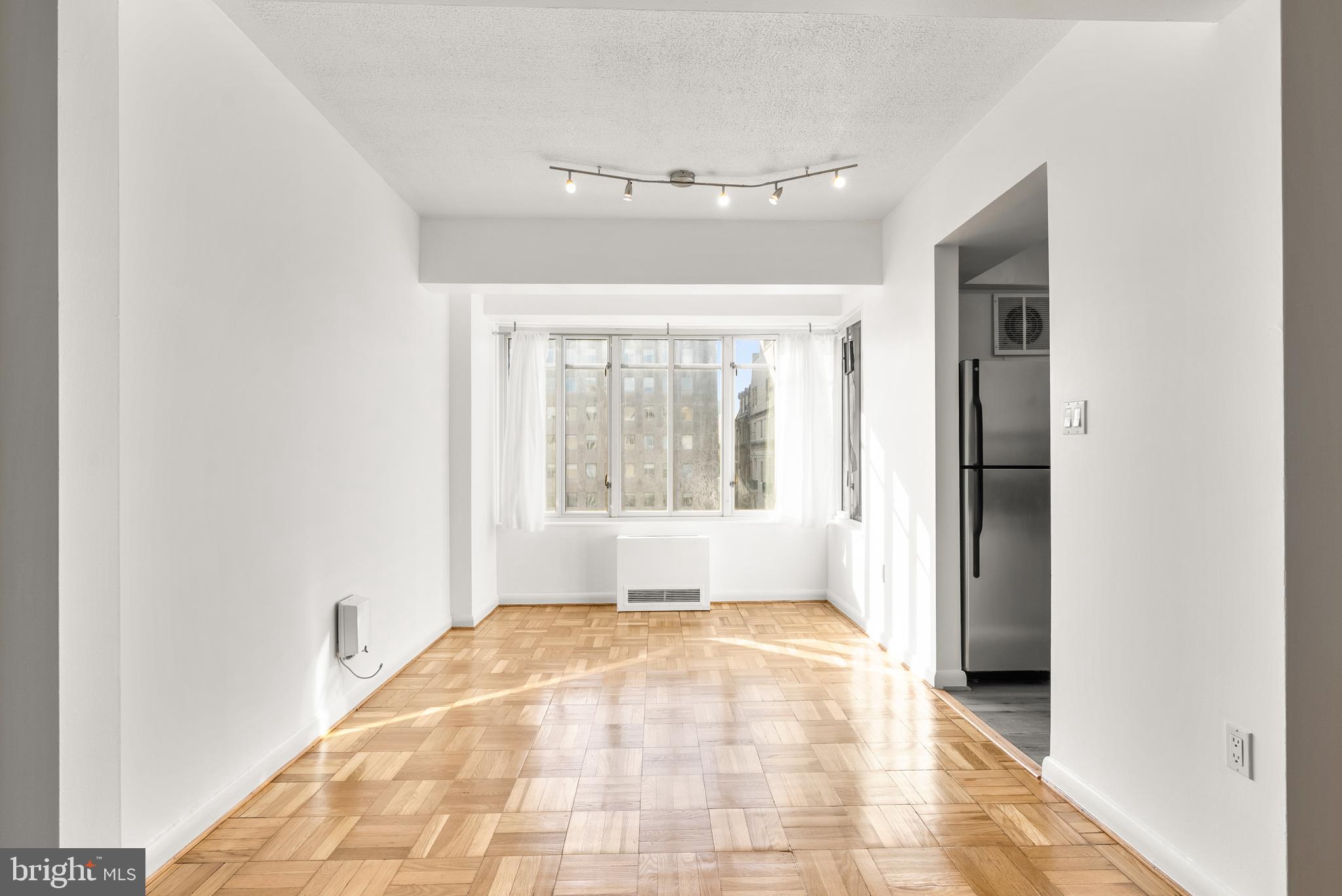 1727 MASSACHUSETTS AVENUE NW 502