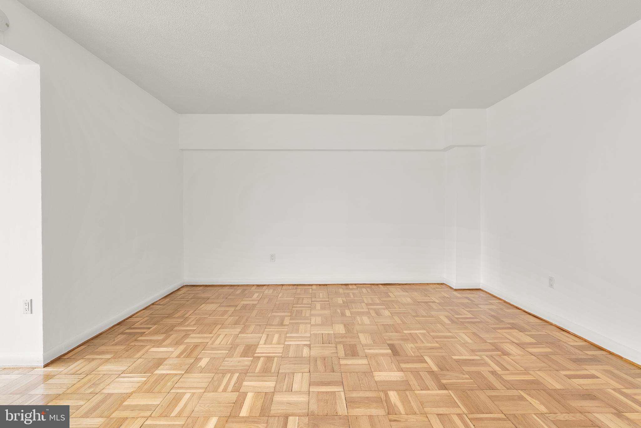 1727 MASSACHUSETTS AVENUE NW 502