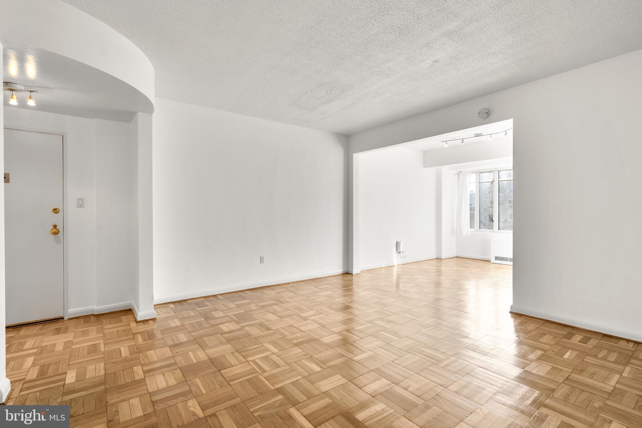 1727 MASSACHUSETTS AVENUE NW 502