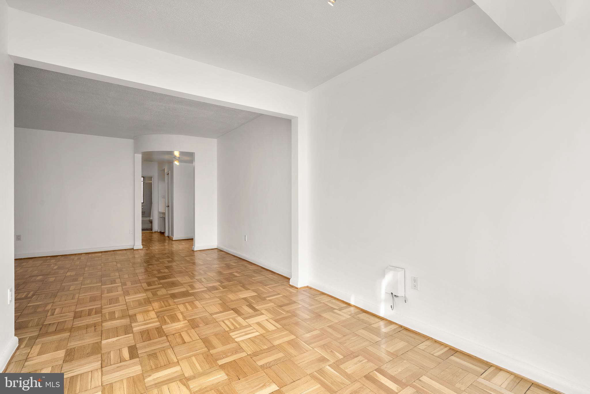 1727 MASSACHUSETTS AVENUE NW 502