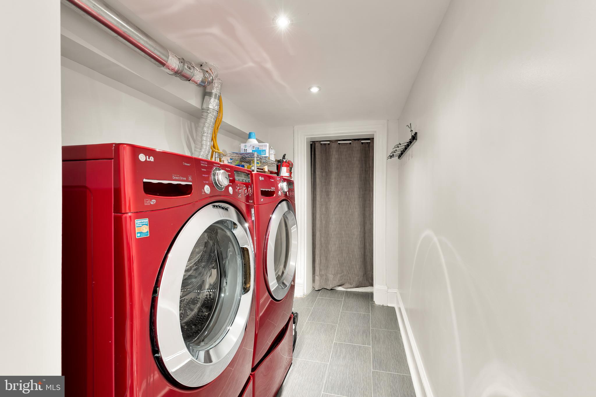 2200 DECATUR PLACE NW