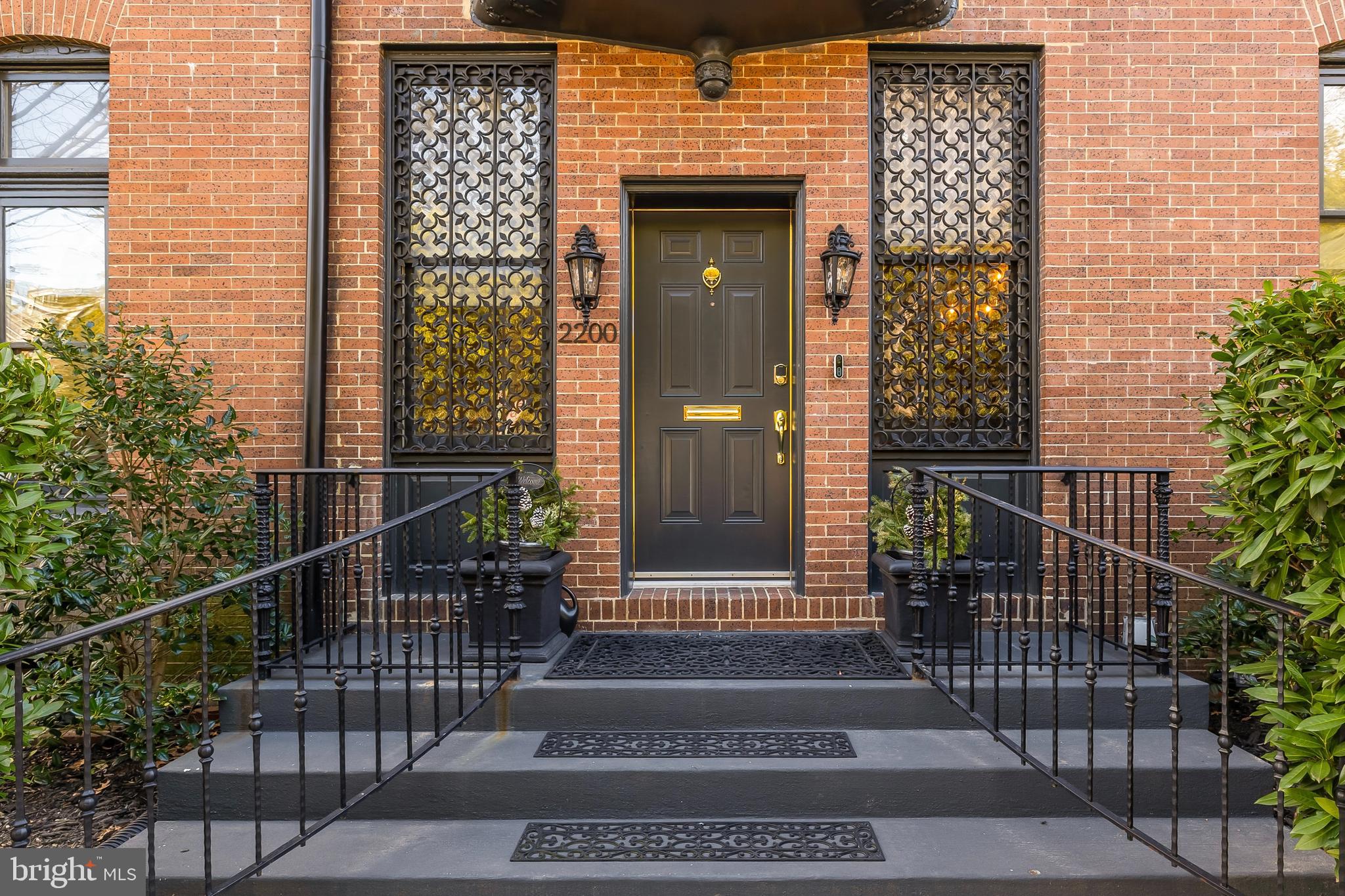 2200 DECATUR PLACE NW