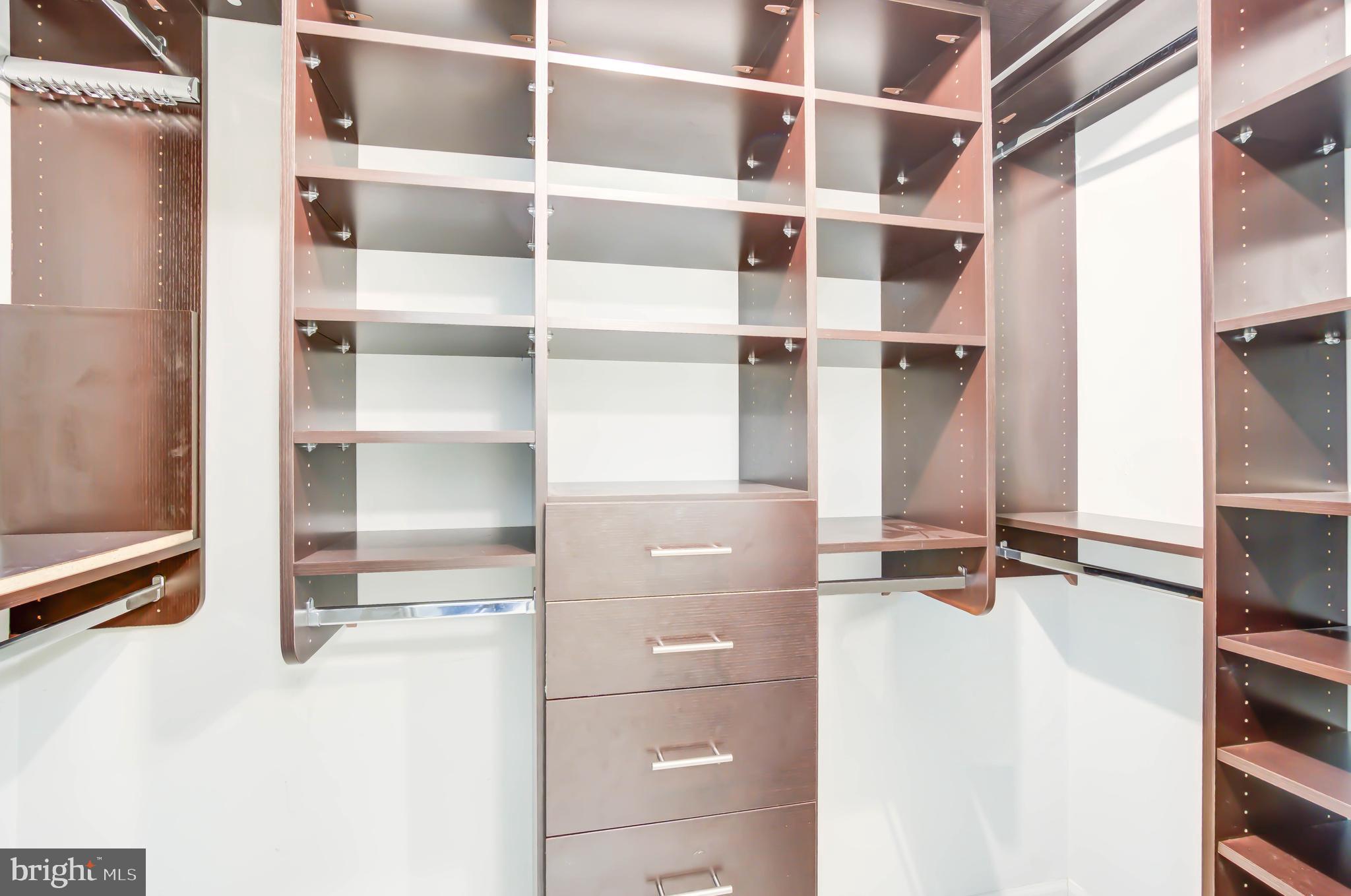 1545 18TH STREET NW 907