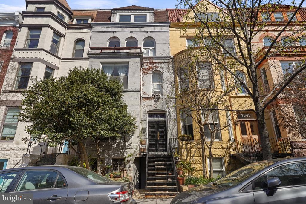 1865 MINTWOOD PLACE NW 3