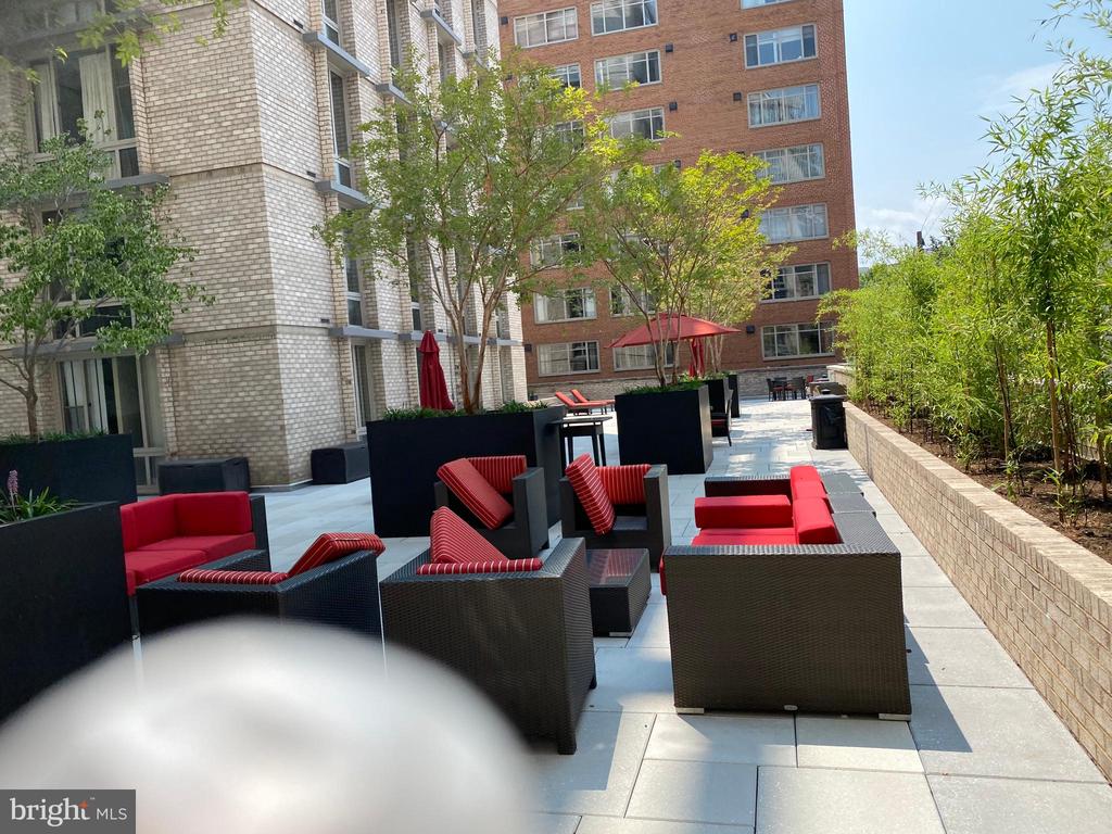 950 25TH STREET NW 508N