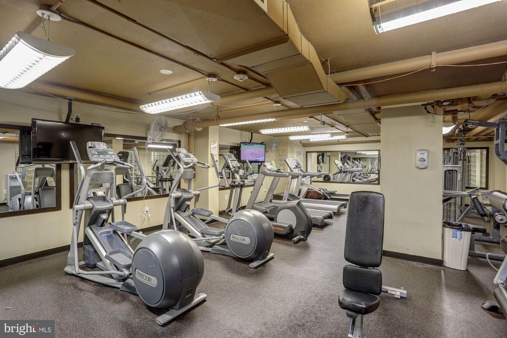 950 25TH STREET NW 508N