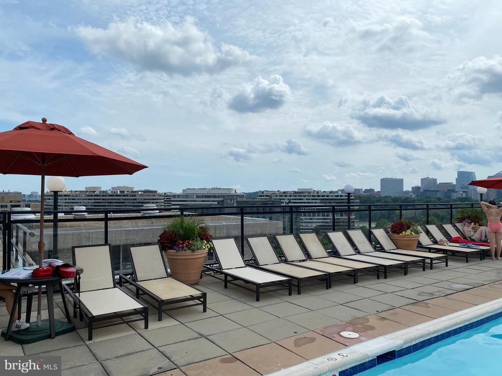 950 25TH STREET NW 508N