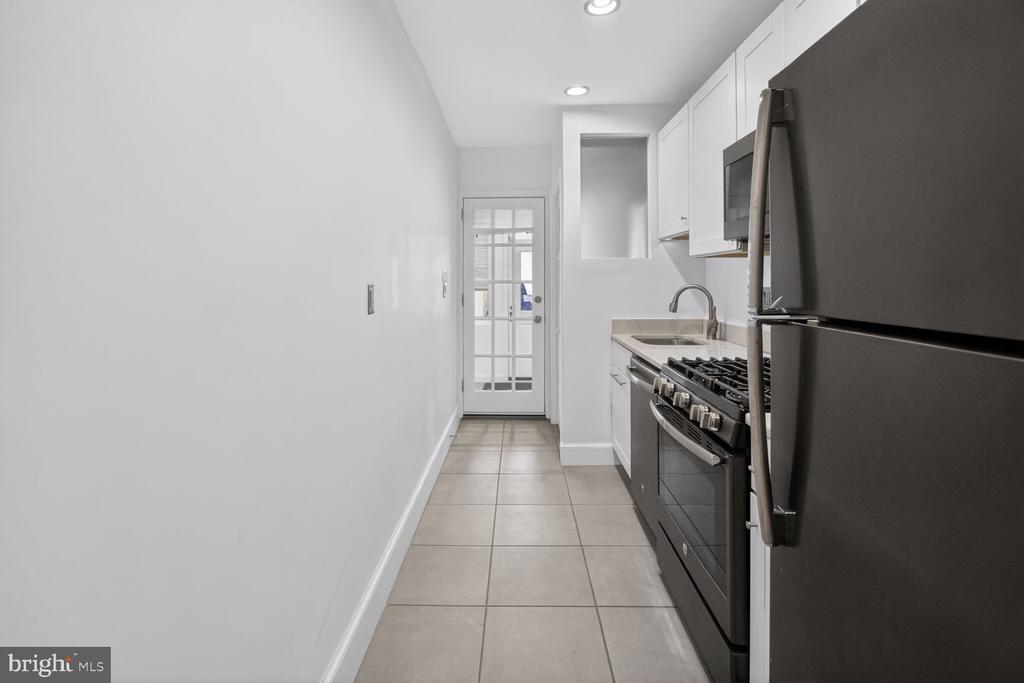 2228 40TH STREET NW Unit: 1