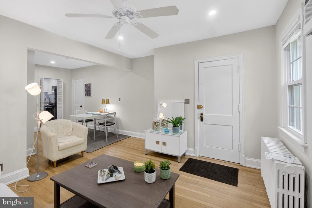 2228 40TH STREET NW Unit: 1