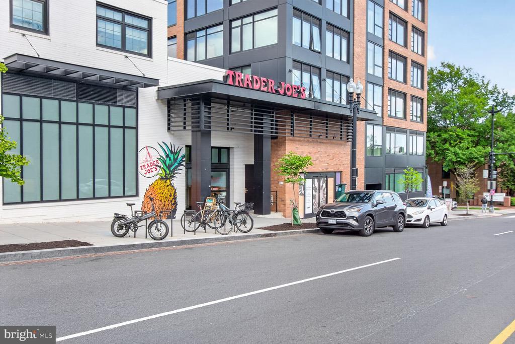 2228 40TH STREET NW Unit: 1