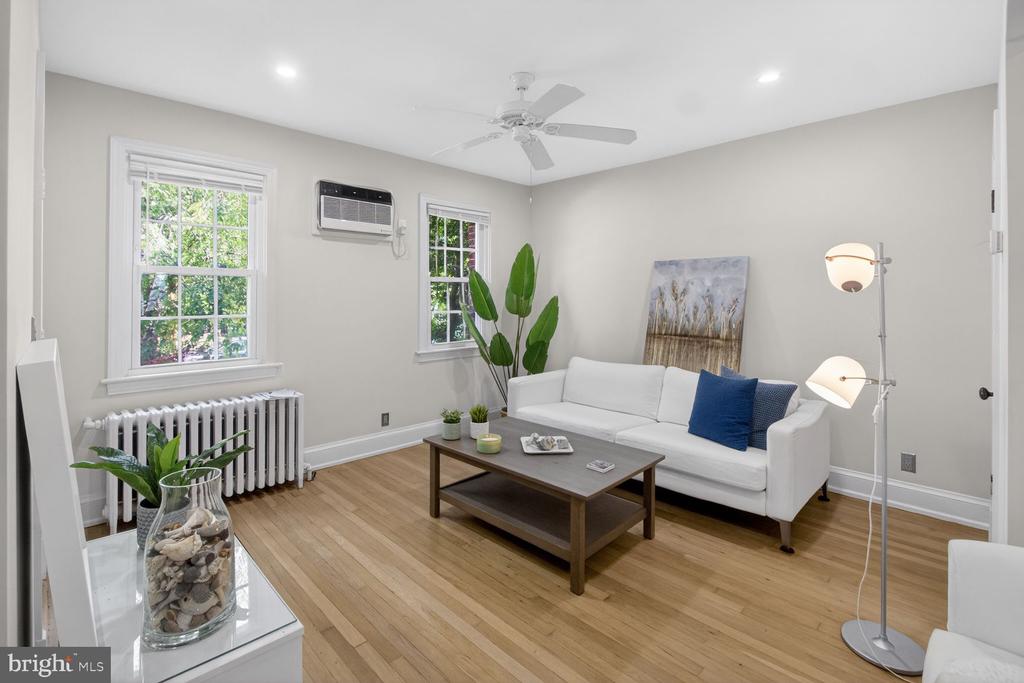 2228 40TH STREET NW Unit: 1