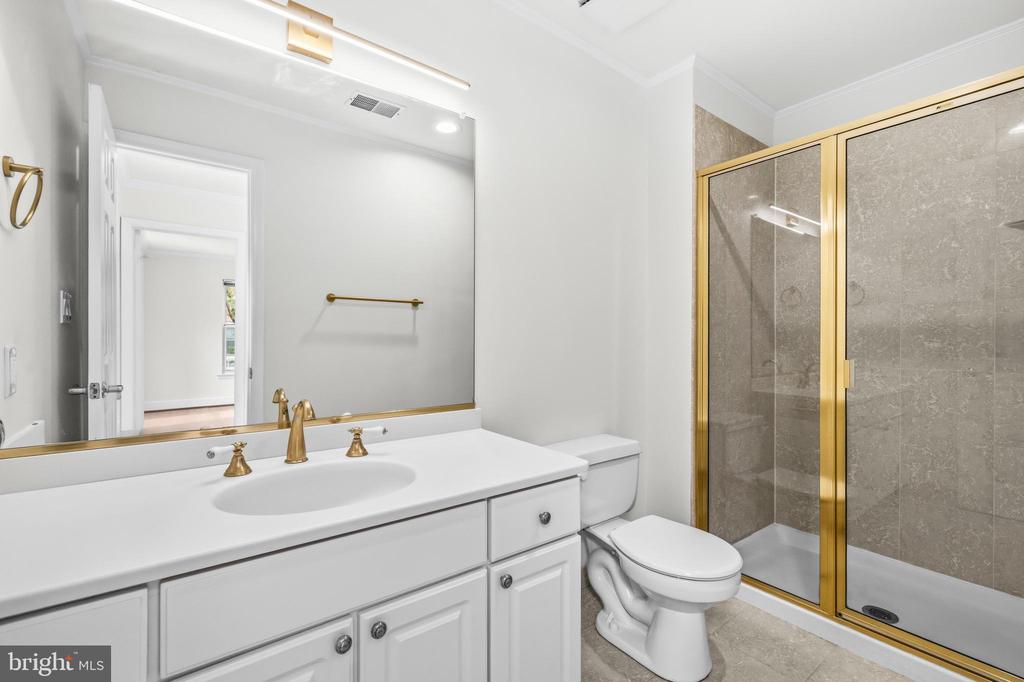 1913 KALORAMA PLACE NW Unit: 15