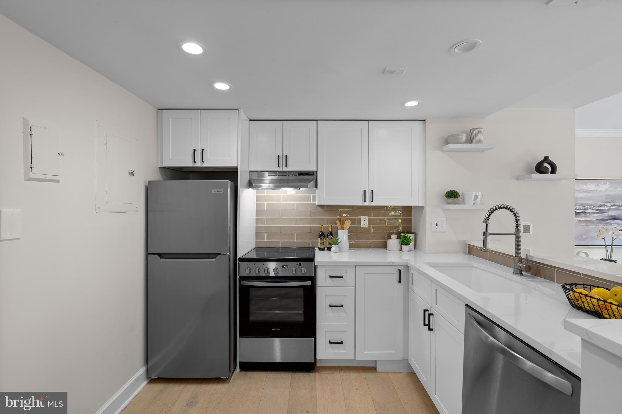 1080 WISCONSIN AVENUE NW 1003
