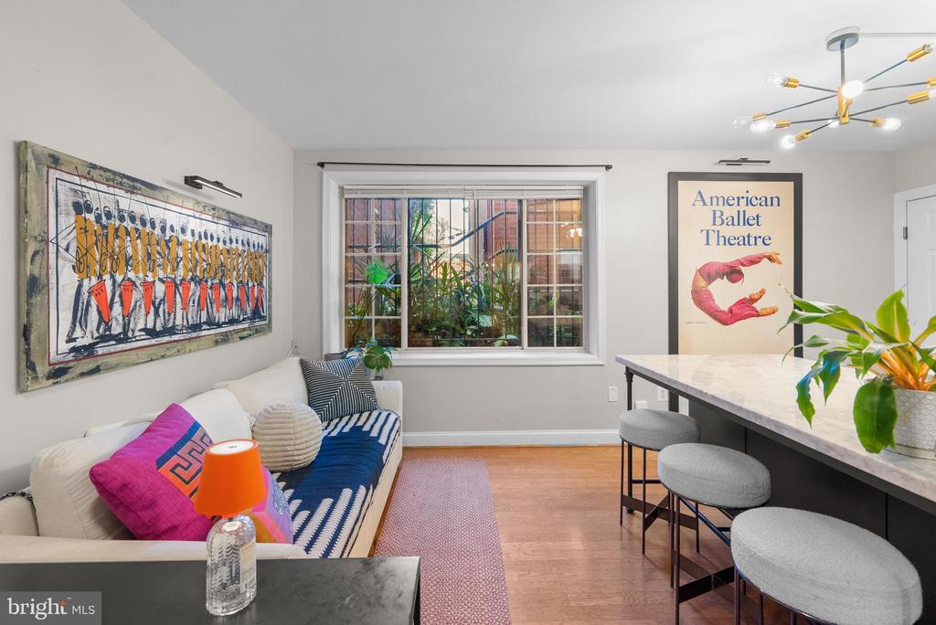 718 PARK ROAD NW Unit: 1
