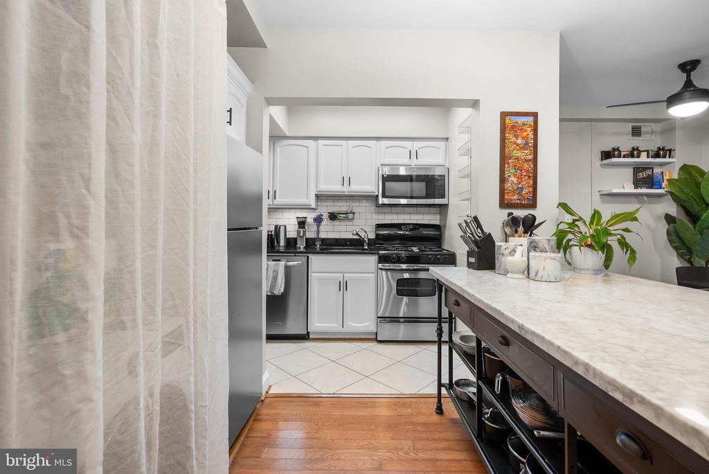 718 PARK ROAD NW Unit: 1
