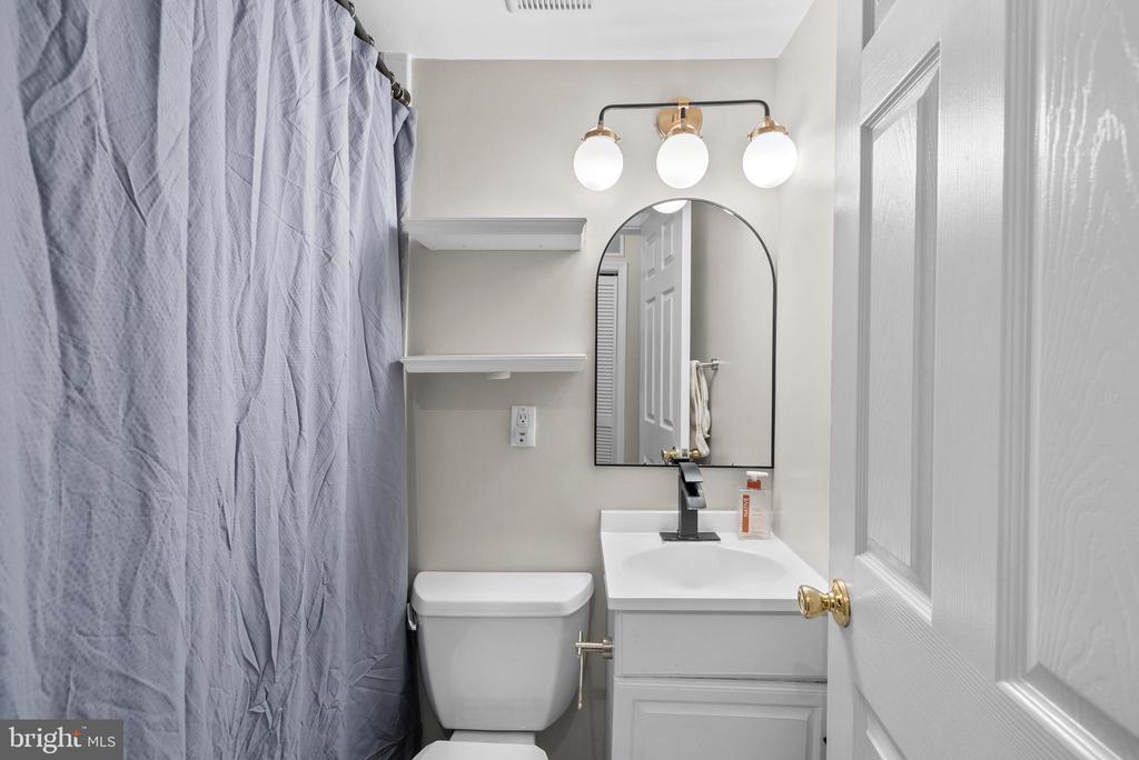 718 PARK ROAD NW Unit: 1