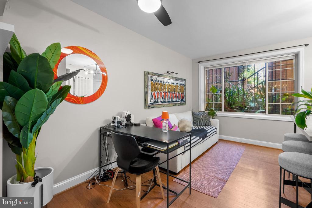 718 PARK ROAD NW Unit: 1