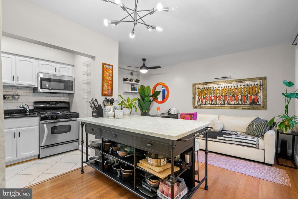 718 PARK ROAD NW Unit: 1