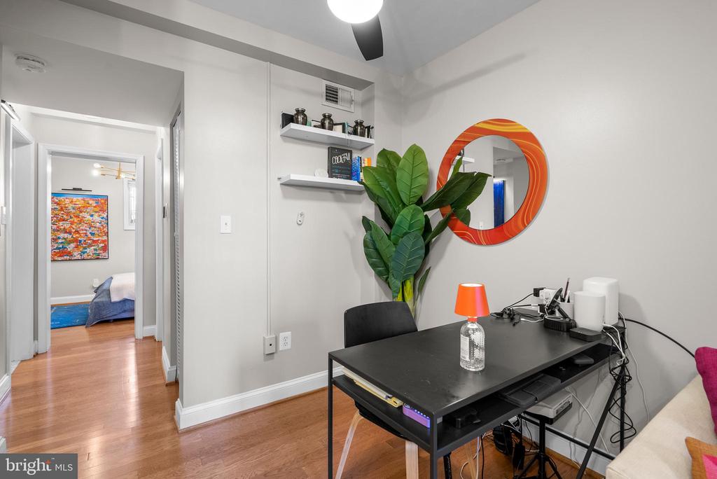718 PARK ROAD NW Unit: 1
