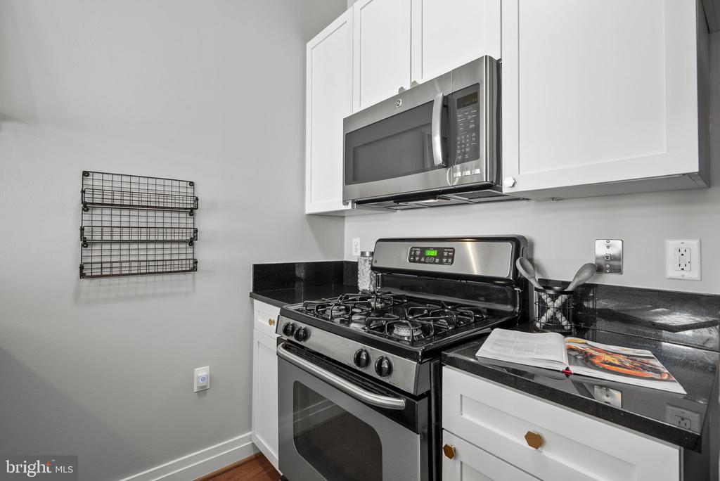 2120 VERMONT AVENUE NW Unit: 211