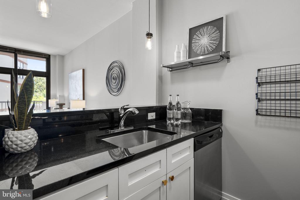 2120 VERMONT AVENUE NW Unit: 211