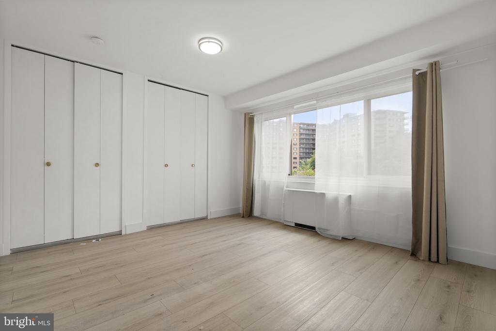 4201 CATHEDRAL AVENUE NW Unit: 419E