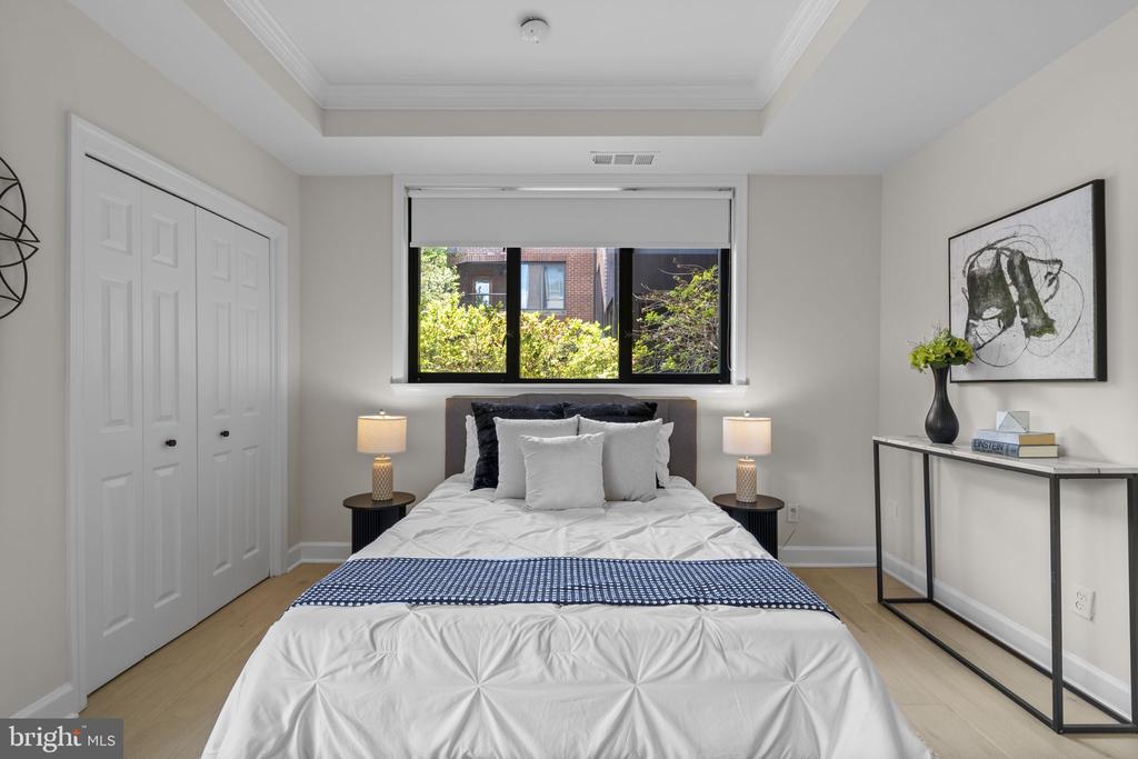 1080 WISCONSIN AVENUE NW Unit: 1003