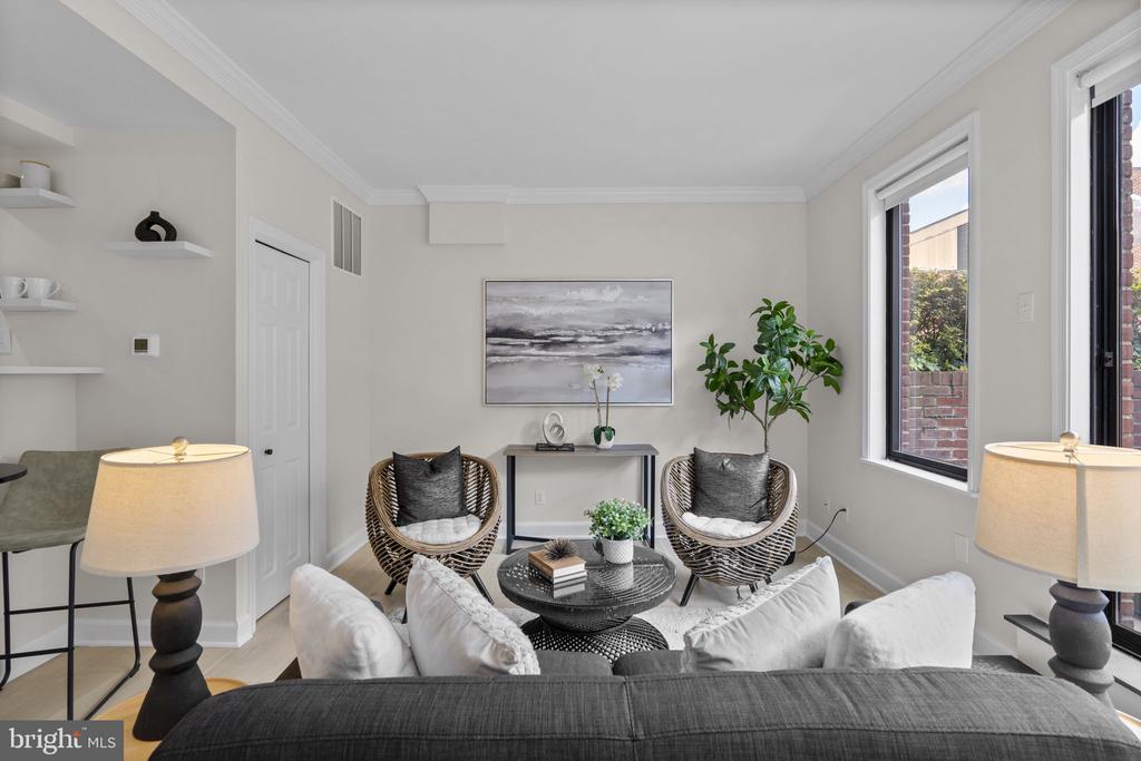 1080 WISCONSIN AVENUE NW Unit: 1003