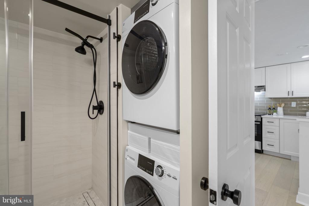 1080 WISCONSIN AVENUE NW Unit: 1003