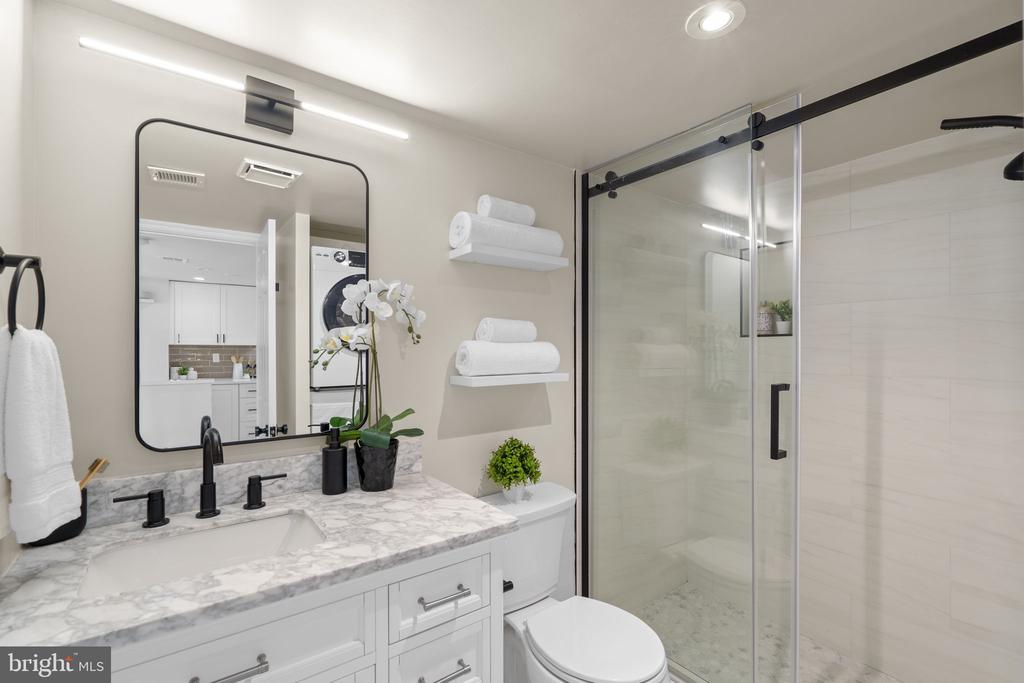 1080 WISCONSIN AVENUE NW Unit: 1003