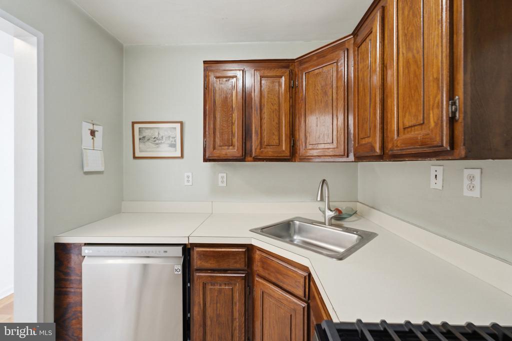 2939 VAN NESS STREET NW Unit: 938