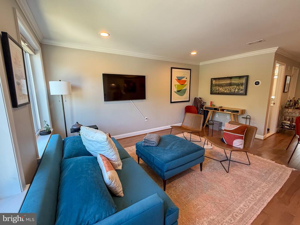 1601 NORTH CAROLINA AVENUE NE Unit: 5