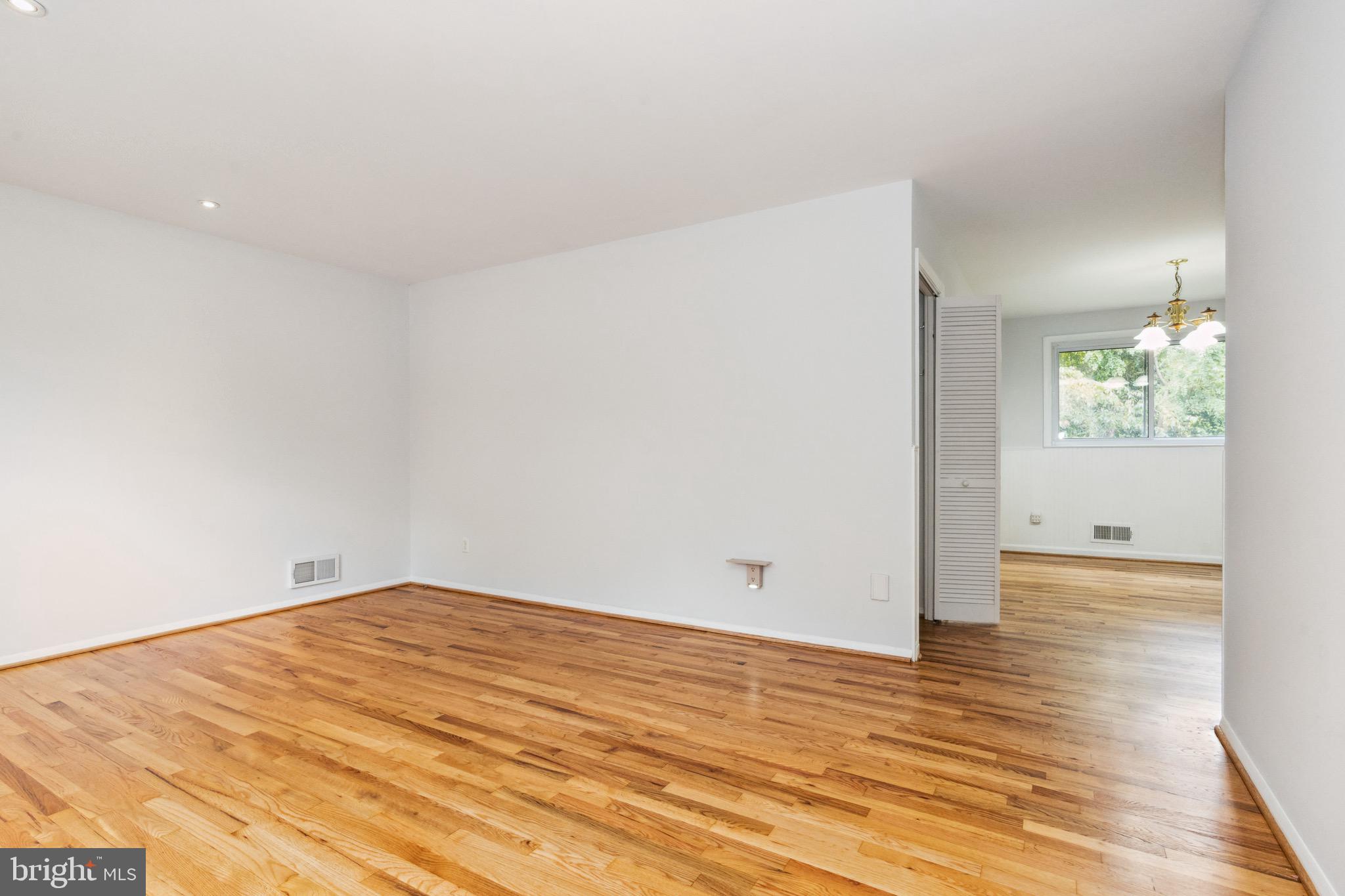 20 Glyndon Dr