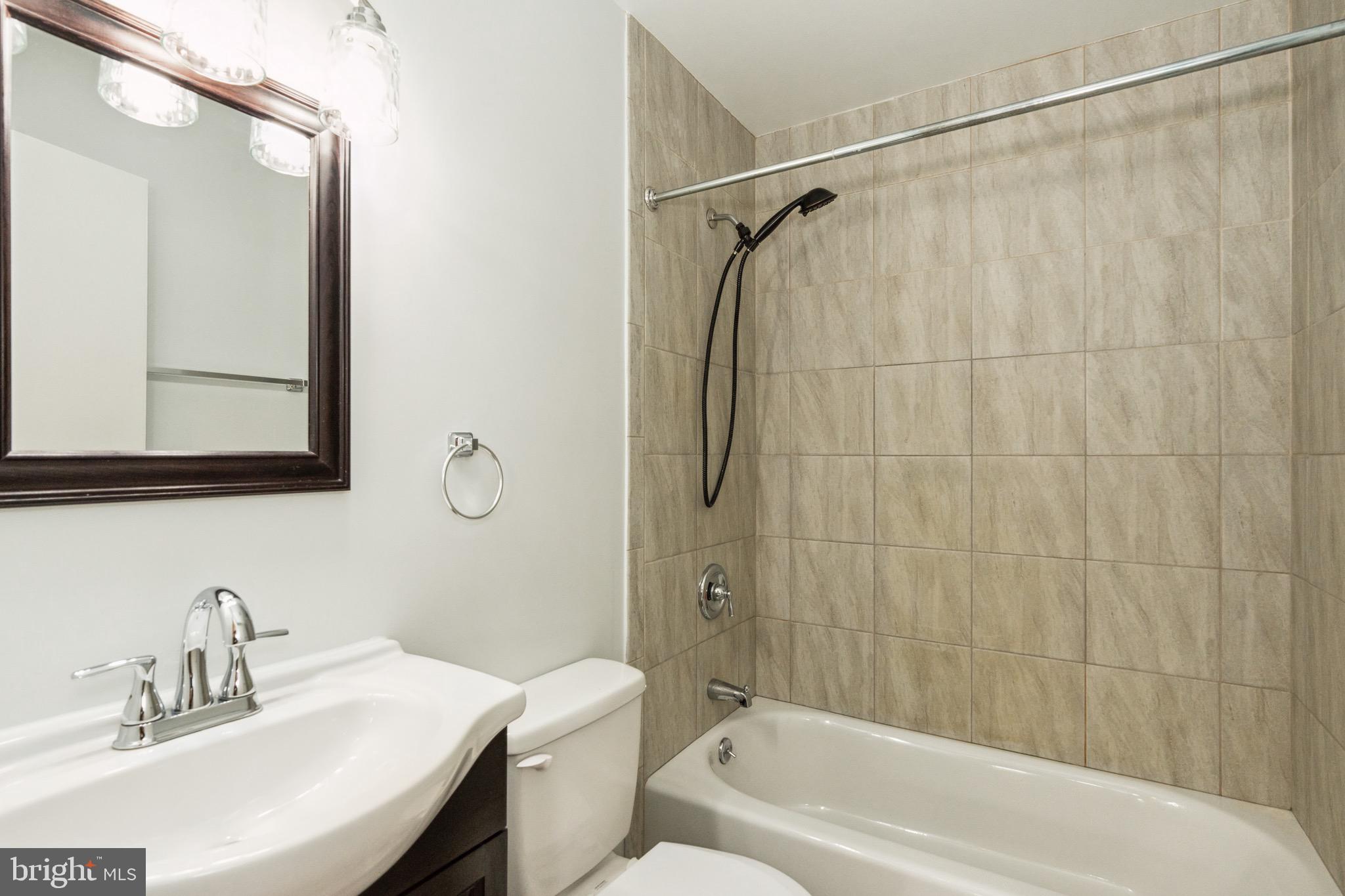 20 Glyndon Dr
