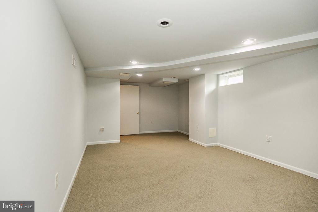 20 Glyndon Dr