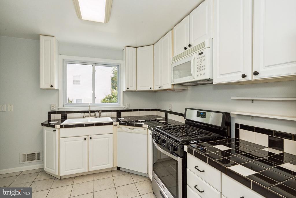 20 Glyndon Dr