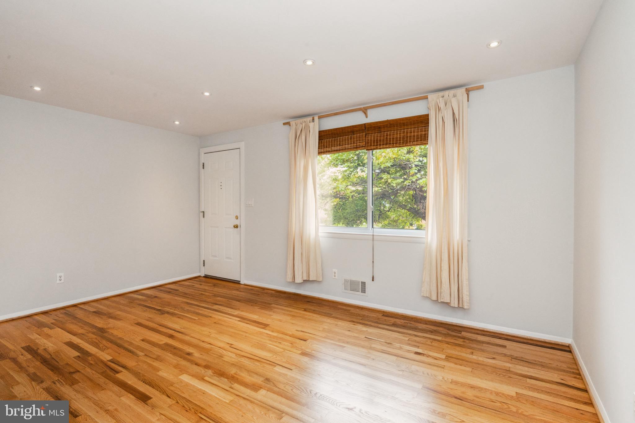 20 Glyndon Dr