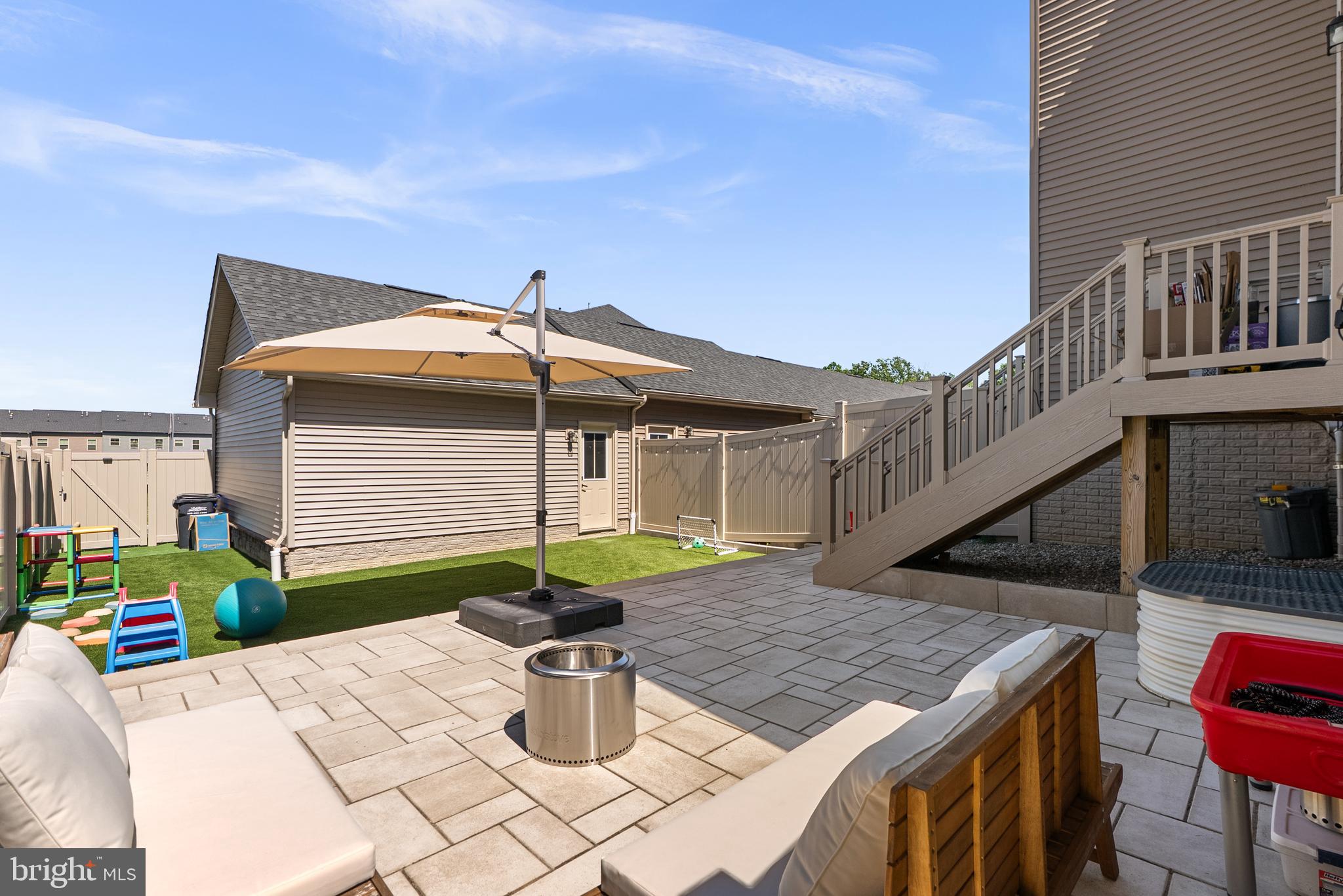 5869 TOMAHAWK STREET